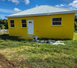 House 3 Bedroom, 2 Bathroom