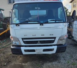 2022 Mitsubishi Canter Box Truck